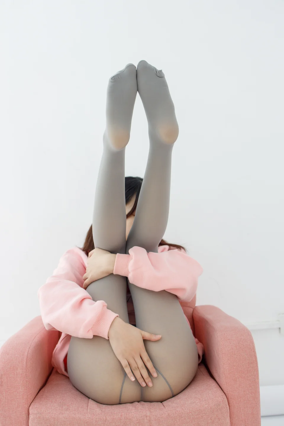 森萝财团_小夜_No_002_内部017_真空灰丝80D_137P,1V_5_01GBP tg@simisebaisi 【丝足阁】049.webp